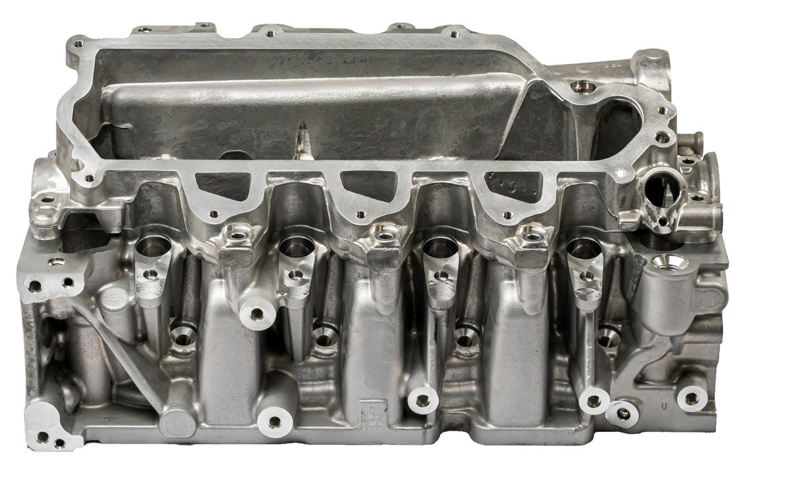 Culata Dacia 908885 — fotografía del catálogo AMC
